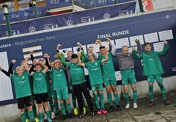 U13 gewinnt sensationell VW JUNIOR CUP